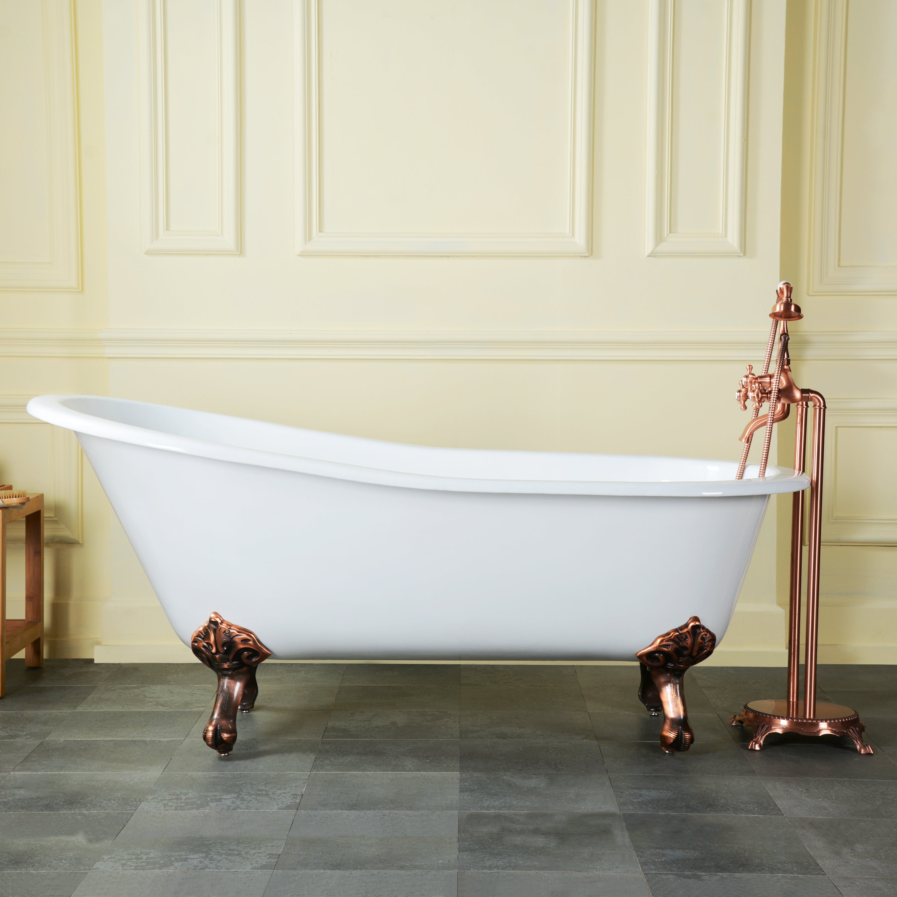 Aqua Eden VCTND5431B5 54" Cast Iron Oval Single Slipper Clawfoot Tub (No Faucet Drillings), White/Oil Rubbed Bronze