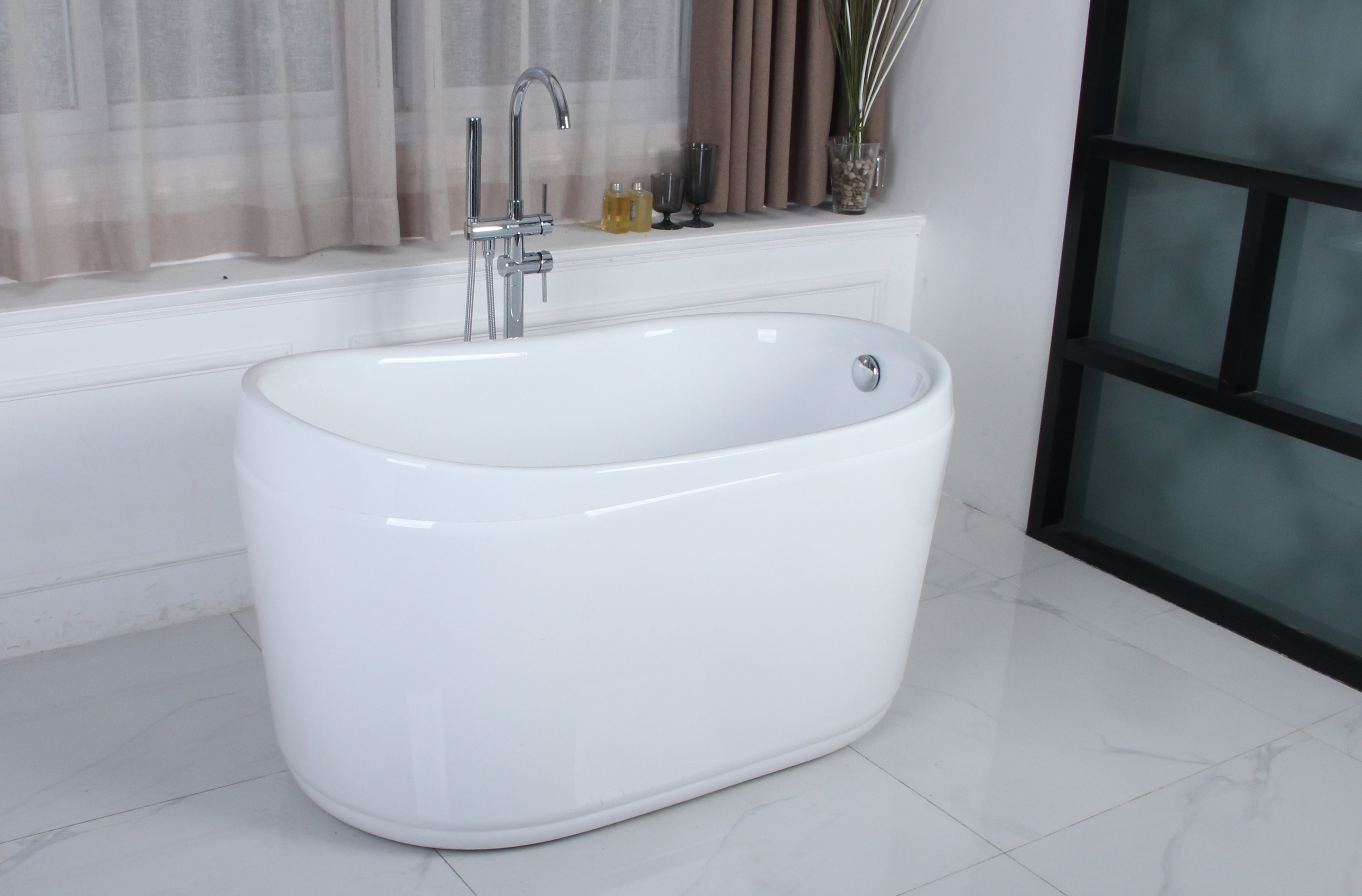 Kingston Brass VTRS522928 52" Acrylic Oval Single Slipper Freestanding Tub with Drain, Glossy White