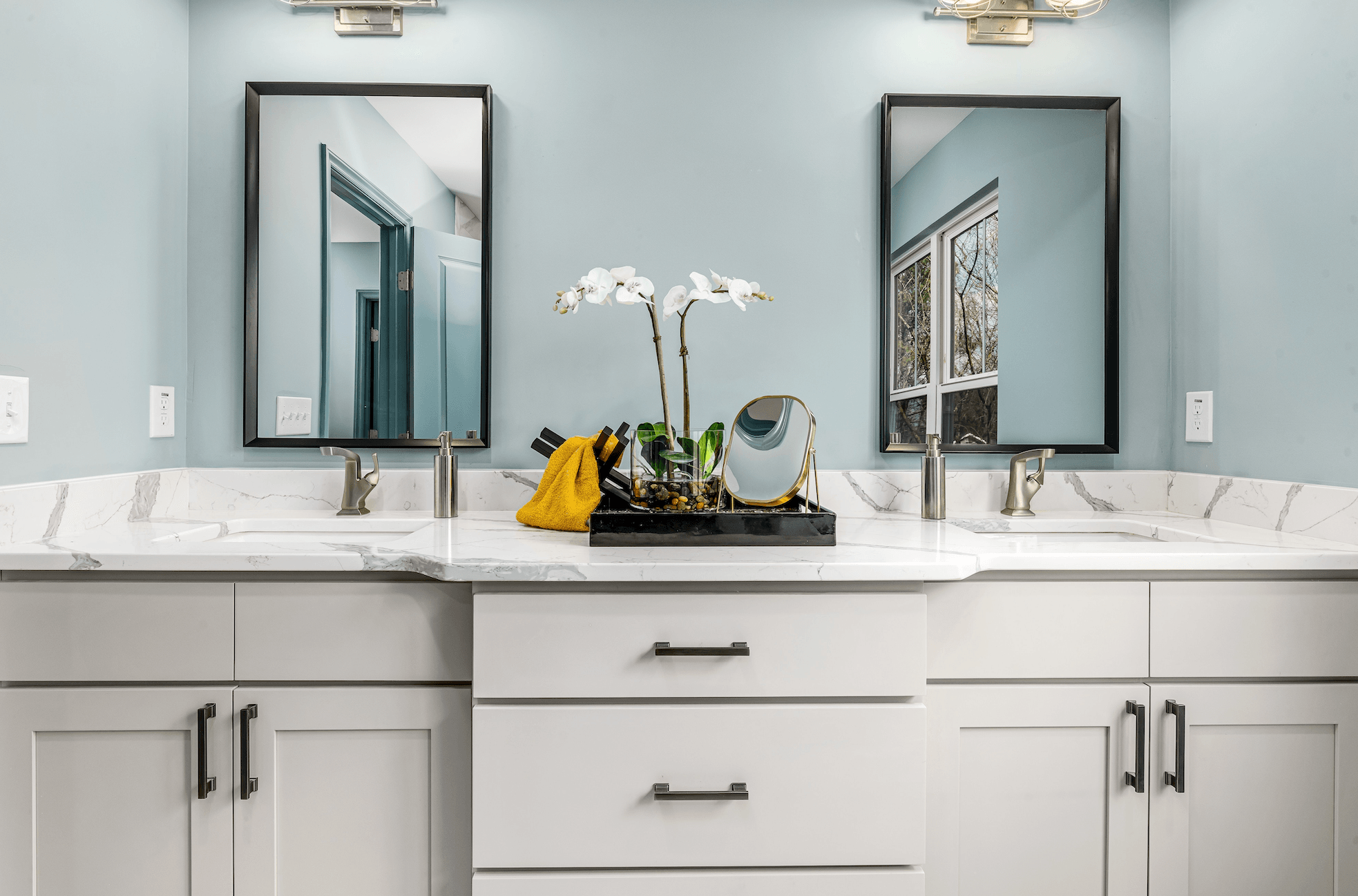 7 Reasons Why You Need A Luxury Vanity In Your Bathroom - Bathroom Design Center