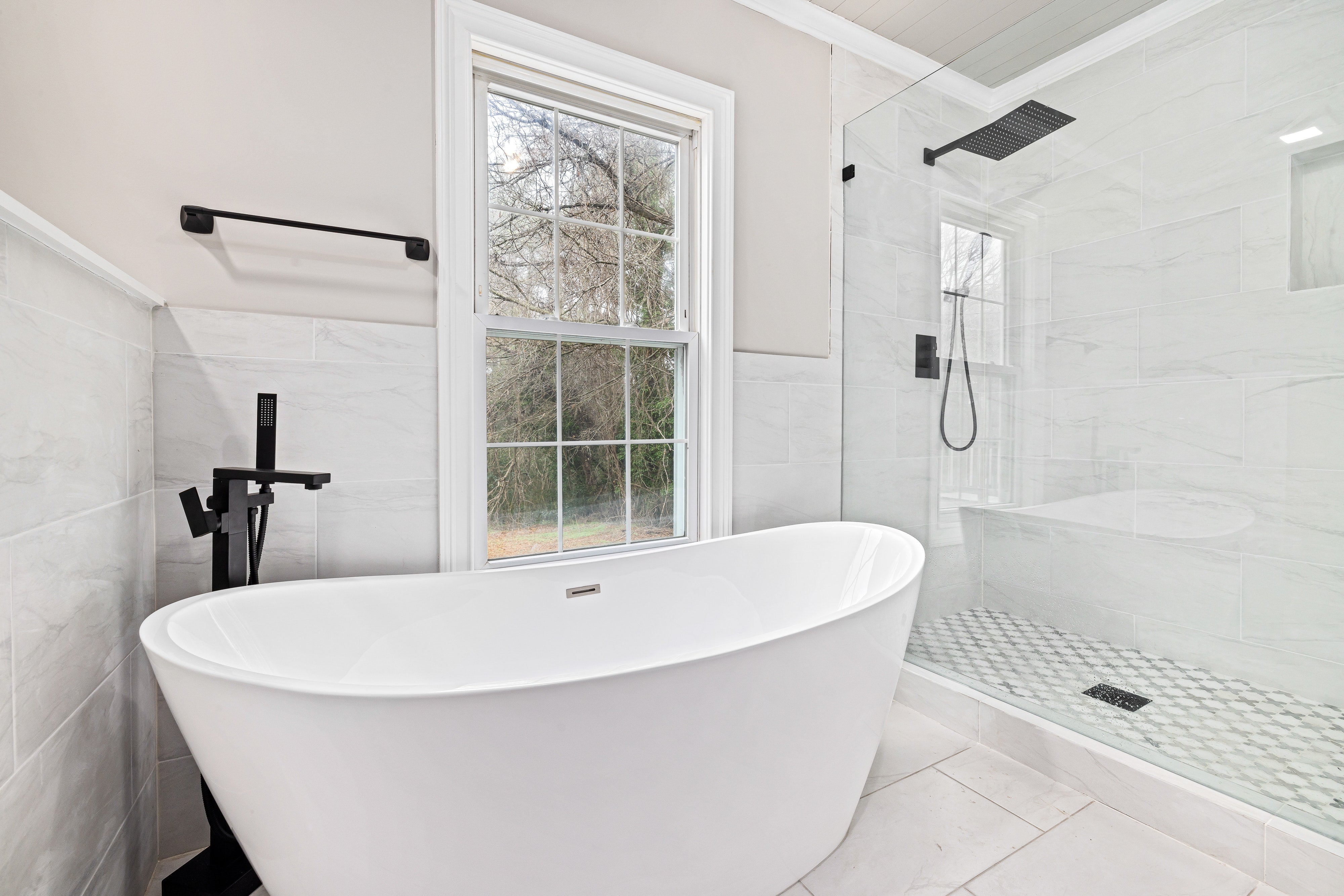 Features to Consider When Choosing Your Perfect Freestanding Tub