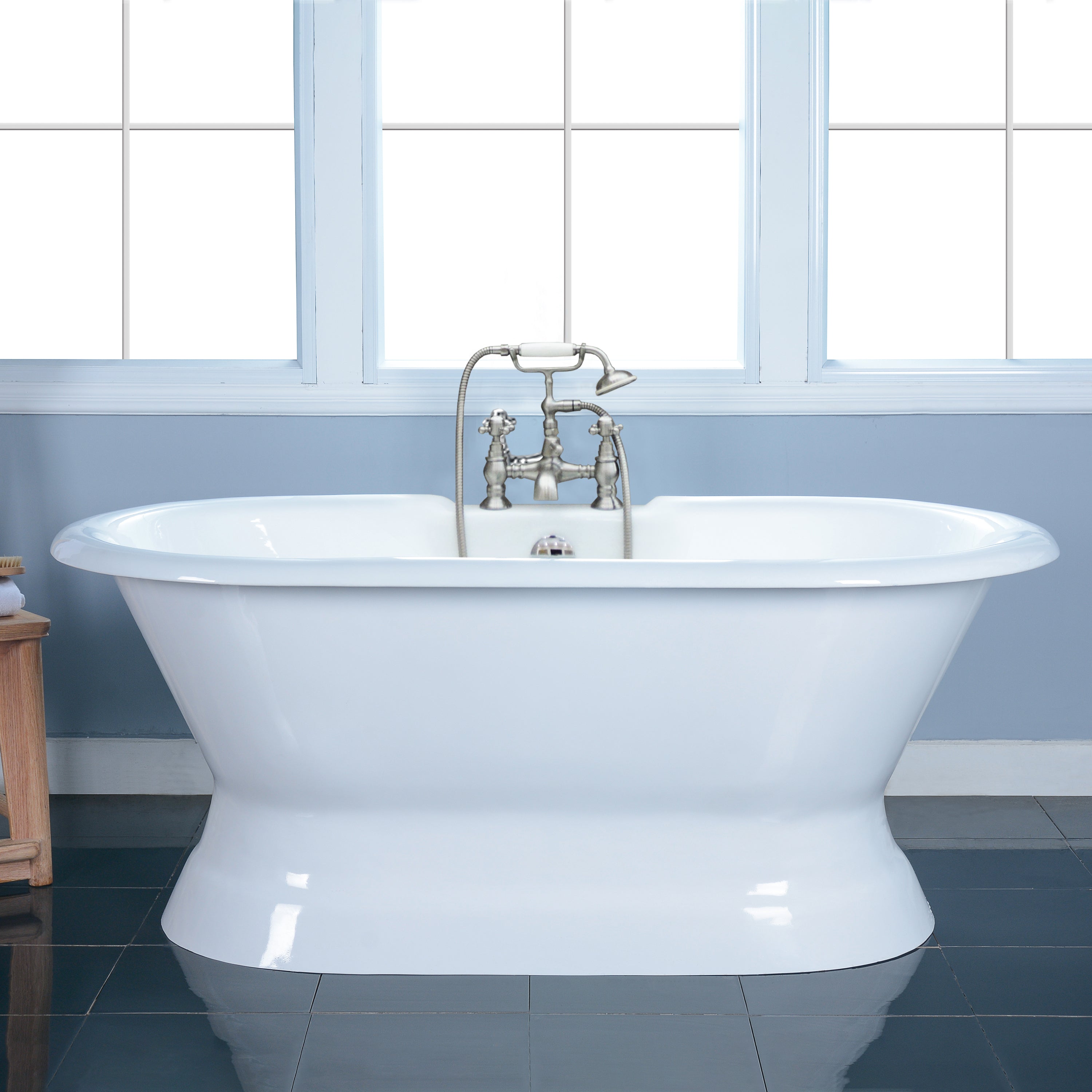 Aqua Eden VCT7D603024 60" Cast Iron Oval Double Ended Pedestal Tub (7" Faucet Drillings), White