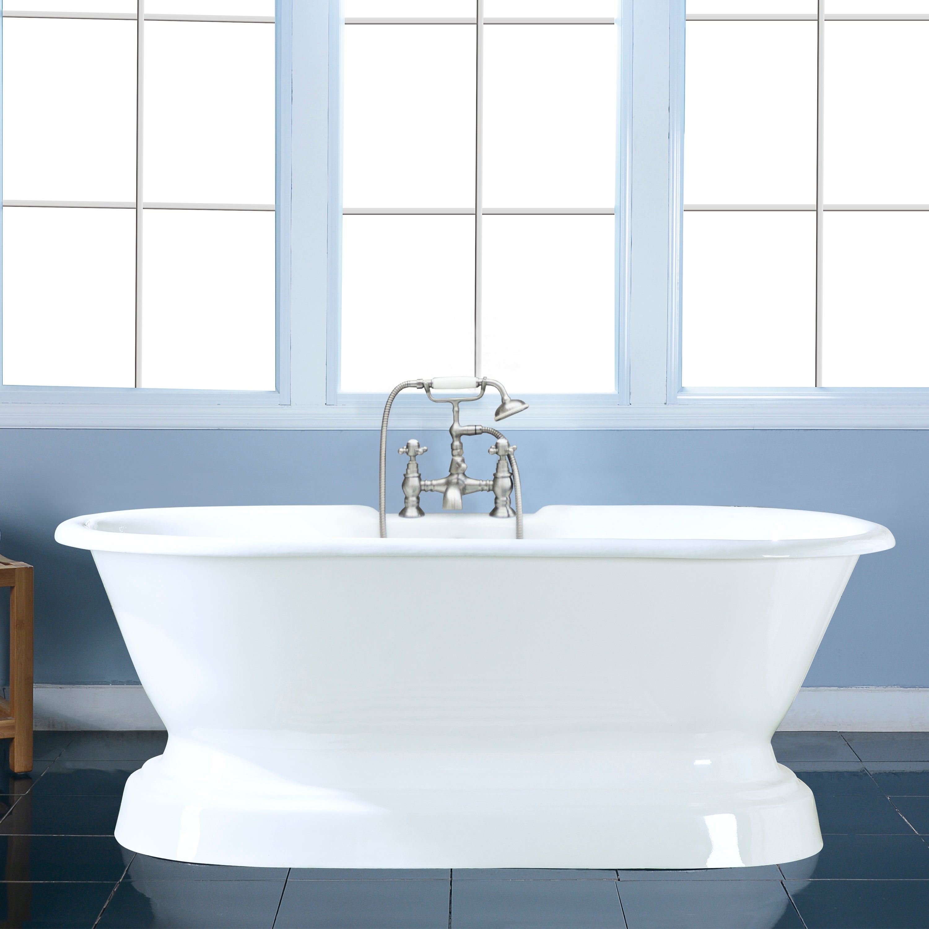 Aqua Eden VCT7D663025 66" Cast Iron Oval Double Ended Pedestal Tub (7" Faucet Drillings), White