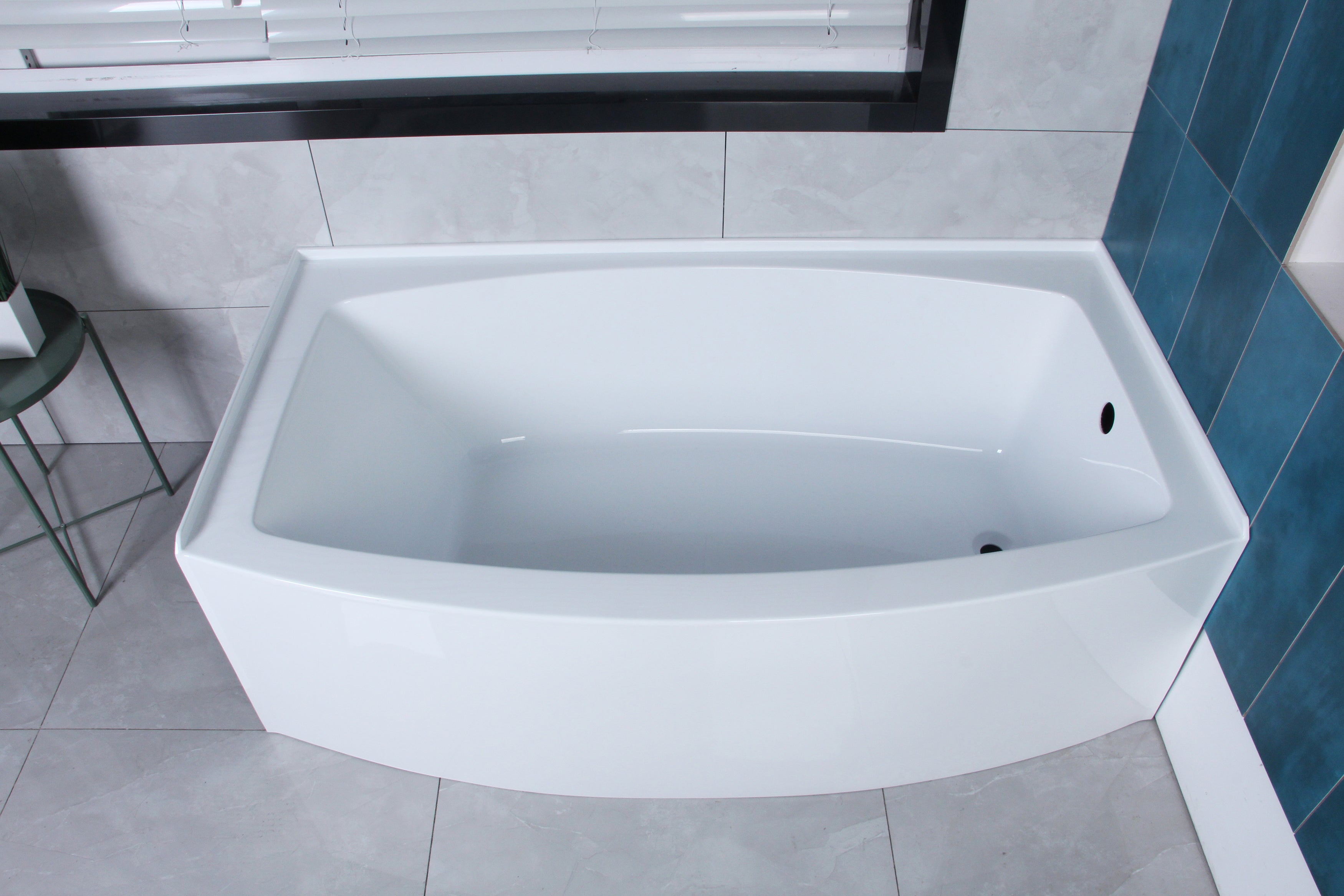 Aqua Eden VTDR663222R 66" Acrylic Curved Rectangular Apron 3-Wall Alcove Tub, Right Hand Drain, Glossy White