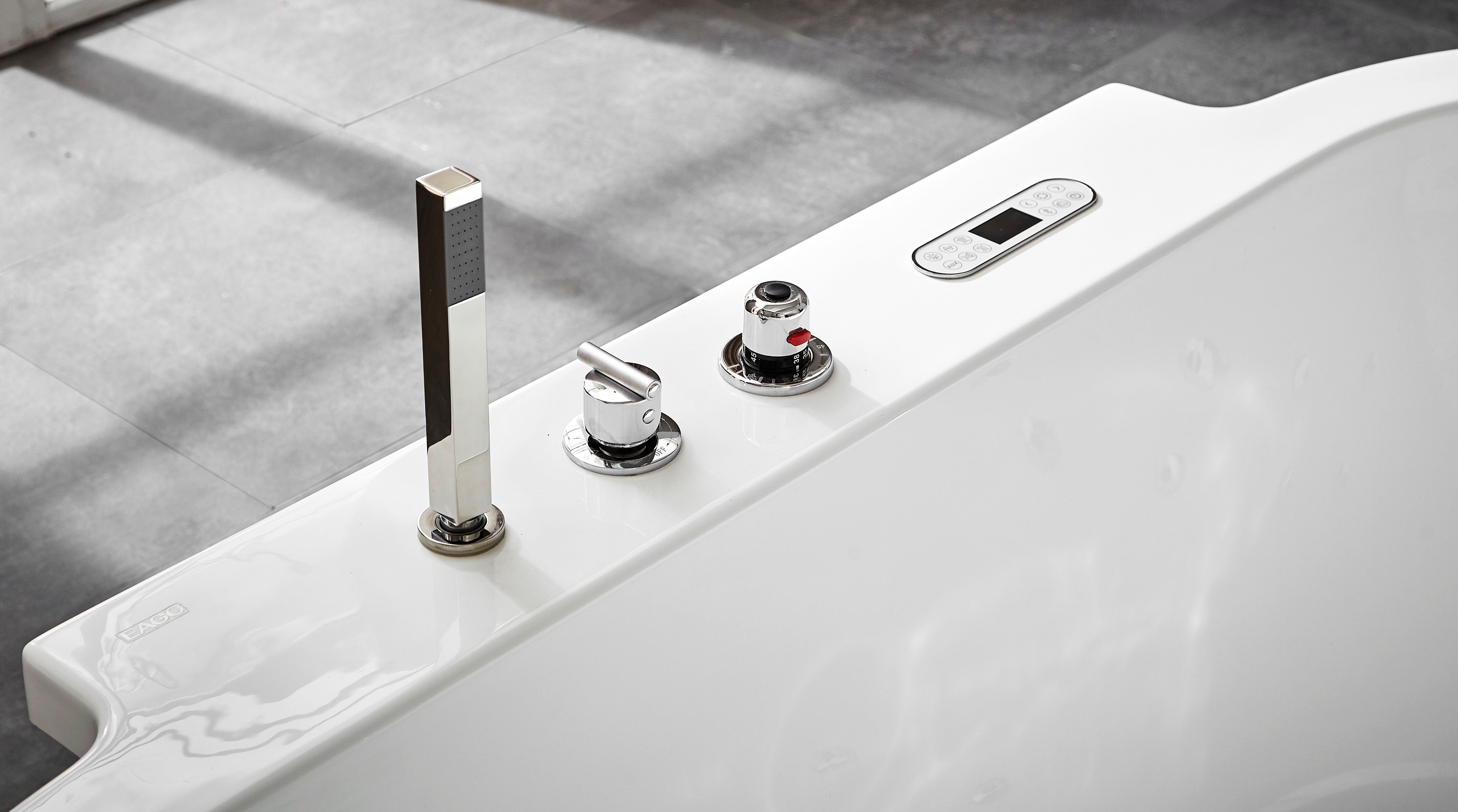 EAGO AM128ETL 6 ft Acrylic White Whirlpool Bathtub with Fixtures