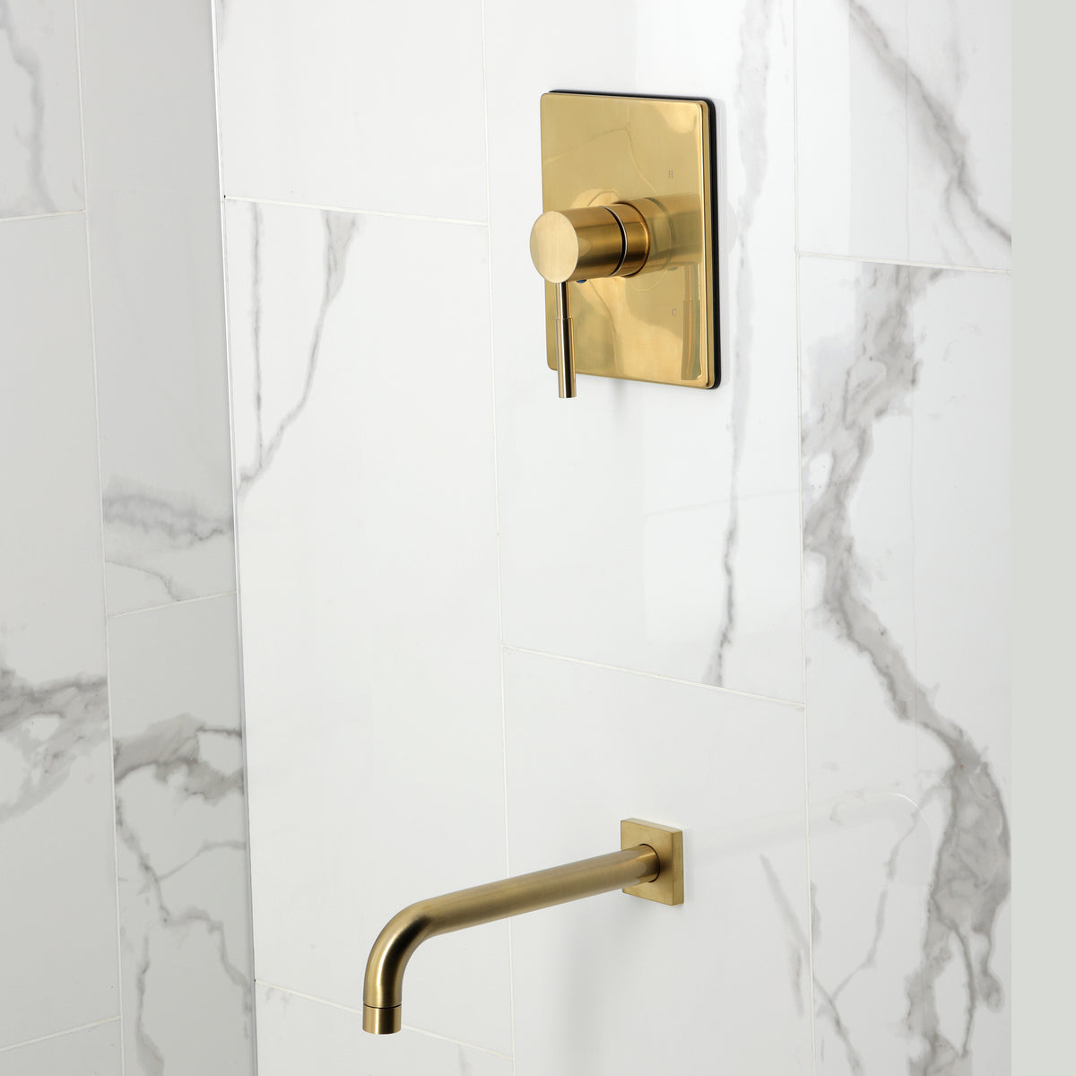 Kingston Brass KB6347DLTO Concord Single-Handle Pressure Balanced Tub Faucet, Brushed Brass