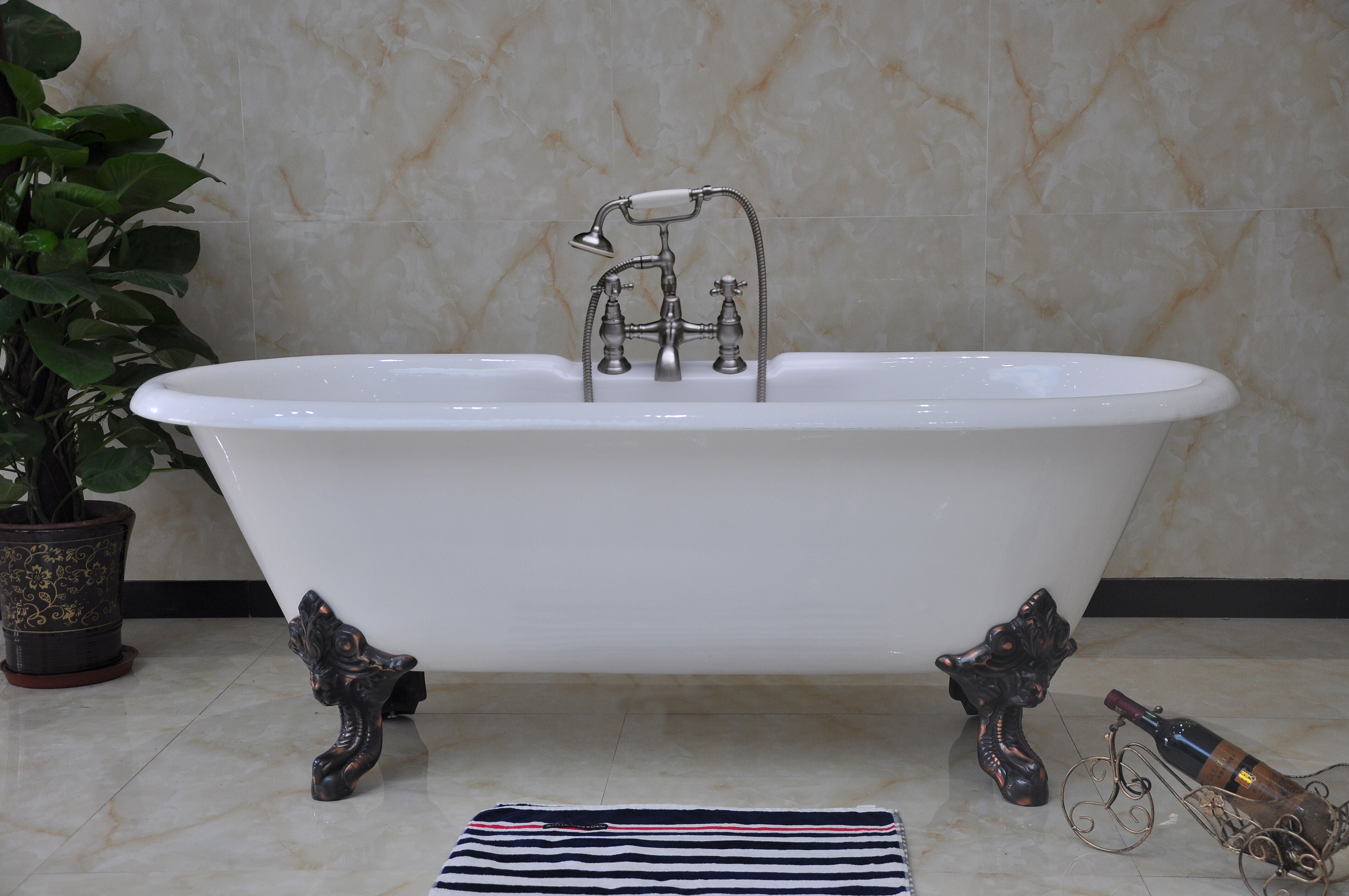 Aqua Eden VCT7DE7232NL5 72" Cast Iron Oval Double Ended Clawfoot Tub (7" Faucet Drillings), White/Oil Rubbed Bronze